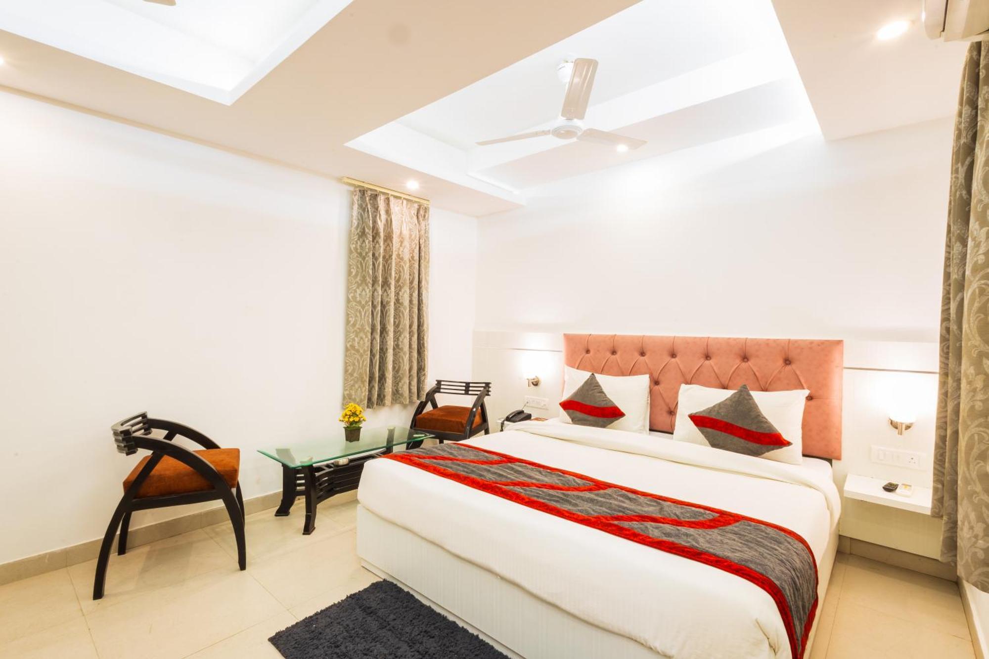 Hotel The Gold Inn - Karol Bagh Delhi Экстерьер фото