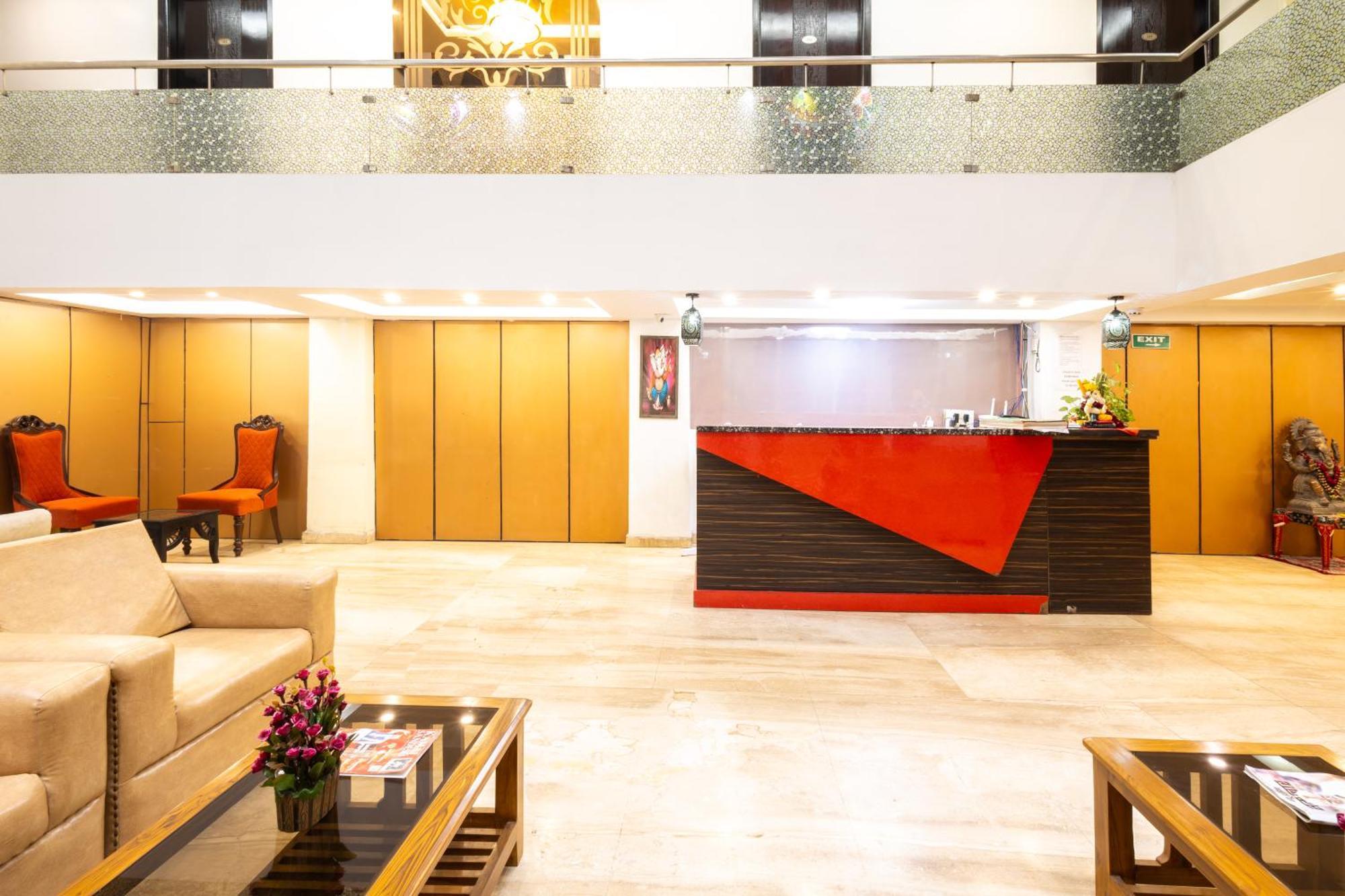 Hotel The Gold Inn - Karol Bagh Delhi Экстерьер фото