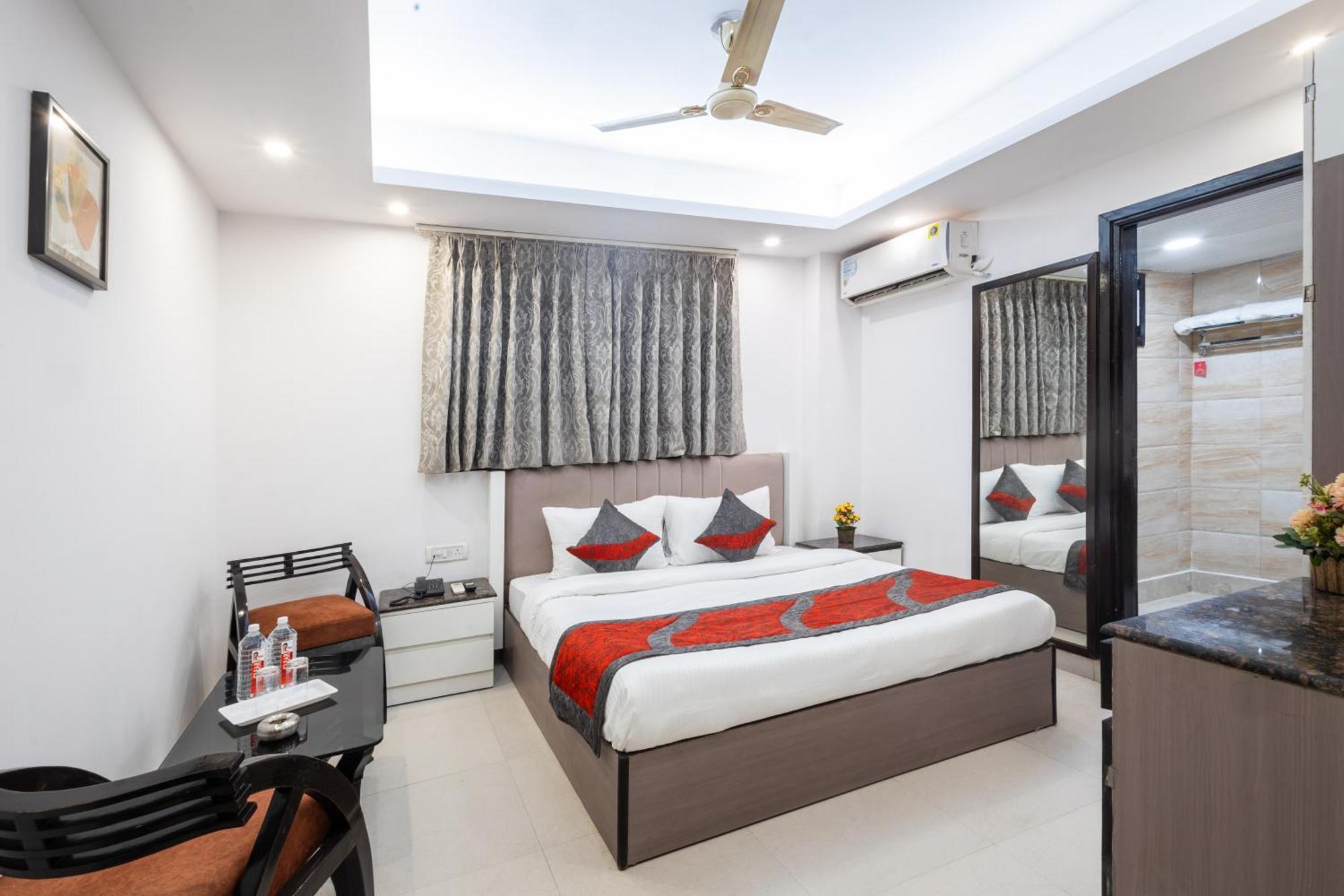 Hotel The Gold Inn - Karol Bagh Delhi Экстерьер фото