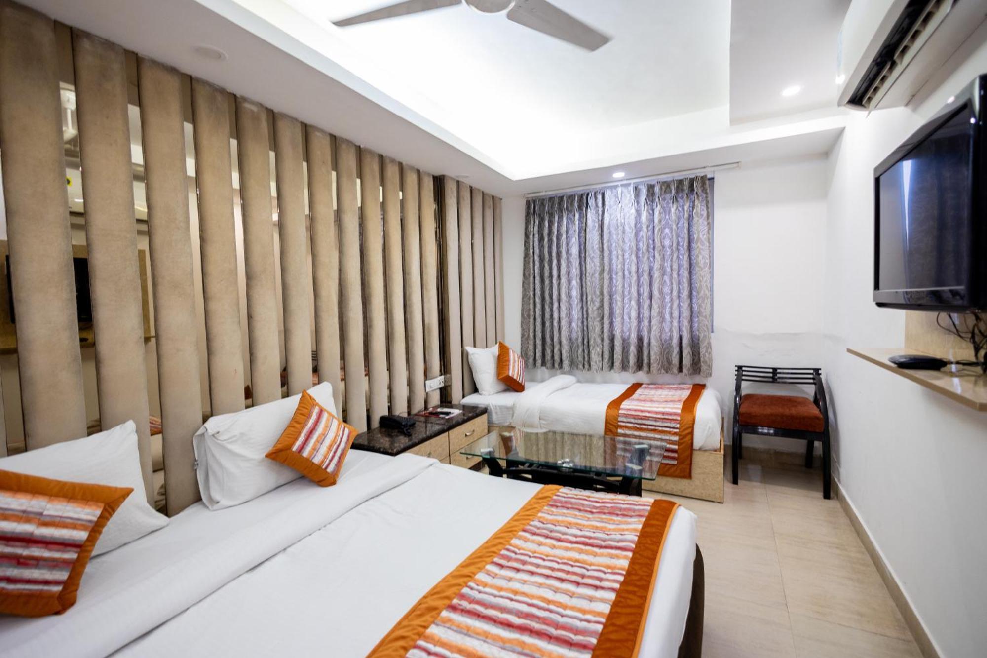 Hotel The Gold Inn - Karol Bagh Delhi Экстерьер фото